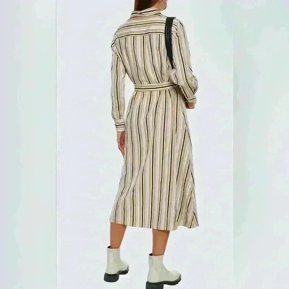 Chinti and Parker Belted Maxi Dress - Picture 2 of 7